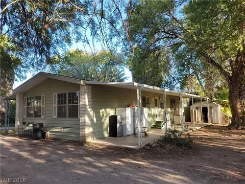 Exterior - 220 S Andersen St, Overton, NV 89040 photo 1 of 17