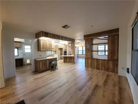 Living - 220 S Andersen St, Overton, NV 89040 photo 4 of 6