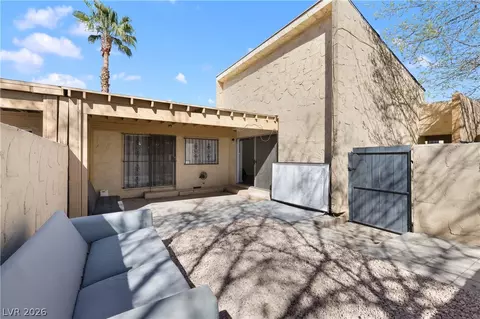 4304 Devlin Green Ct, Las Vegas, NV 89110