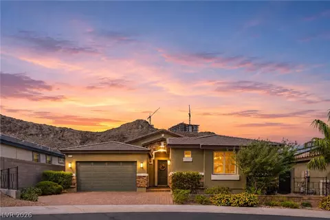 417 Oakey Crest Ridge St, Henderson, NV 89012