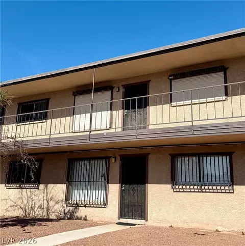 555 S Royal Crest Cir #12, Las Vegas, NV 89169
