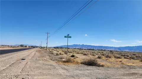 1621 E Deputy St, Pahrump, NV 89048