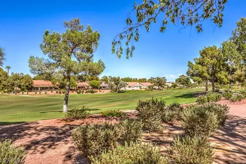 9076 Sundial Dr, Las Vegas, NV 89134