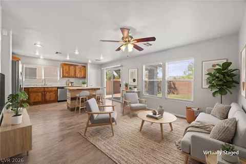 5304 Country Retreat Ct, Las Vegas, NV 89131