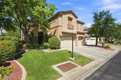 8221 Glistening Rush St, Las Vegas, NV 89131