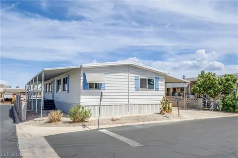 4542 E Royal Club Way, Las Vegas, NV 89103