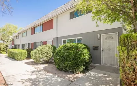 135 Greenbriar Townhouse Way, Las Vegas, NV 89121