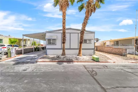 4684 Royal Ridge Way, Las Vegas, NV 89103