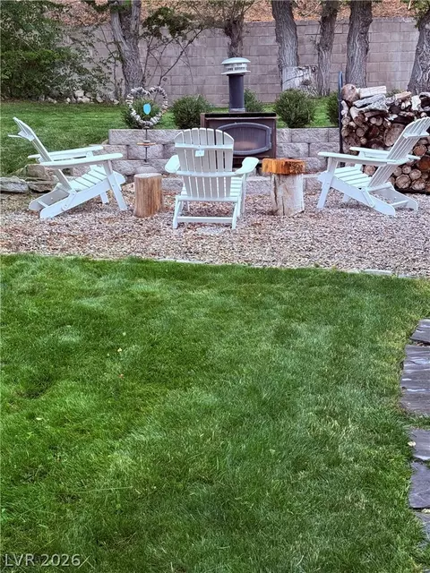 Exterior - 1001 Canyon St, Ely, NV 89301 photo 1 of 5