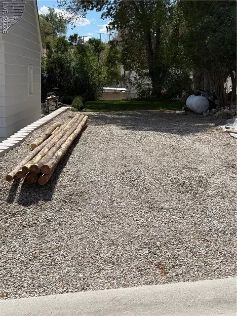 Exterior - 1001 Canyon St, Ely, NV 89301 photo 4 of 5