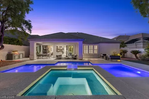 9425 Garnet Crown Ave, Las Vegas, NV 89145