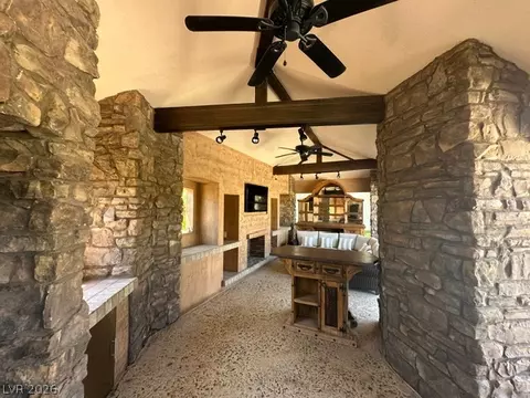 8175 Arville St #225, Las Vegas, NV 89139