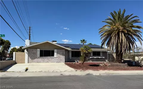 6536 Aberdeen Ln, Las Vegas, NV 89107