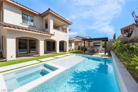 363 Molinetto St, Las Vegas, NV 89138