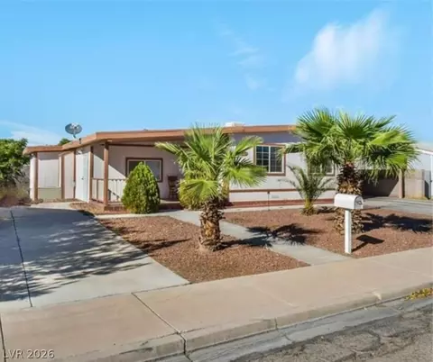 4890 Vista Flora Way, Las Vegas, NV 89121