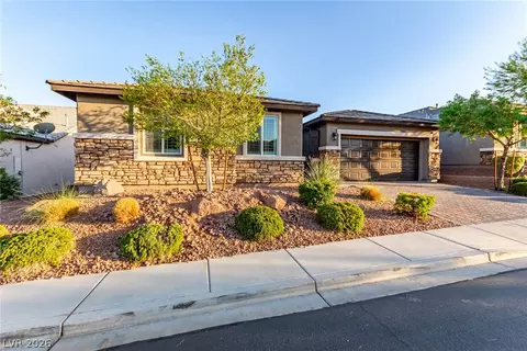 10407 Hemingway Ct, Las Vegas, NV 89149