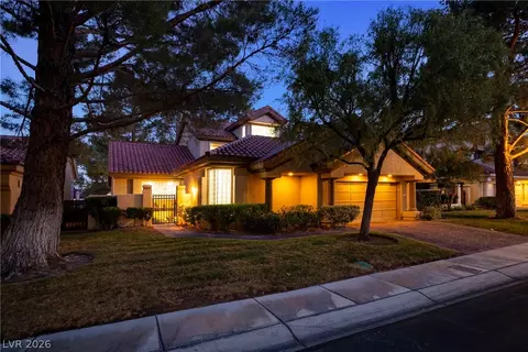 8271 Turtle Creek Cir, Las Vegas, NV 89113
