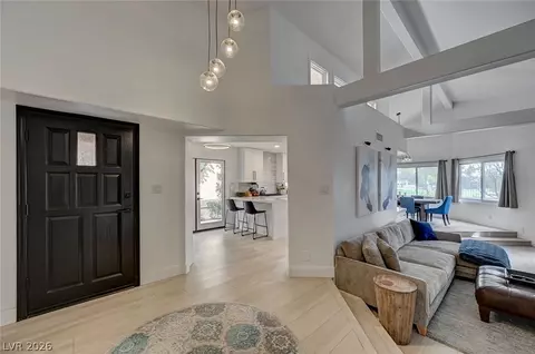 7615 Spanish Bay Dr, Las Vegas, NV 89113