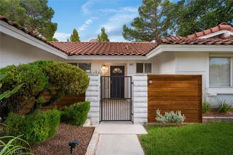8817 Pesaro Dr, Las Vegas, NV 89117