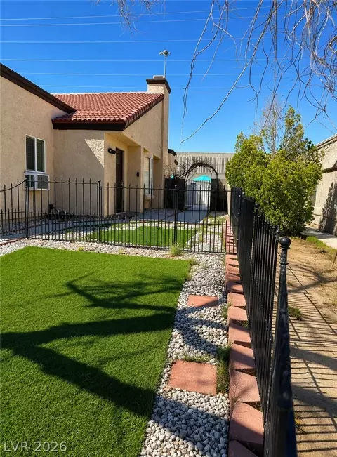 5440 Harmony Ave, Las Vegas, NV 89107