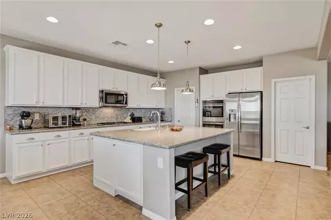9675 Bruschi Ridge Ct, Las Vegas, NV 89149