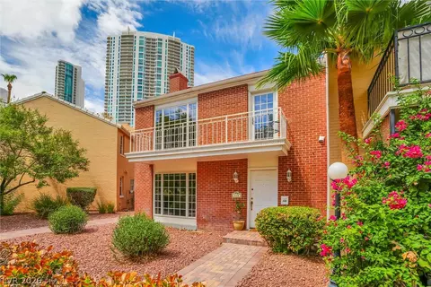 548 Tam O Shanter, Las Vegas, NV 89109