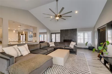 1909 Blackpool Cir, Las Vegas, NV 89128