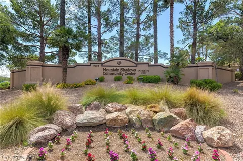 2400 Sunup Dr, Las Vegas, NV 89134