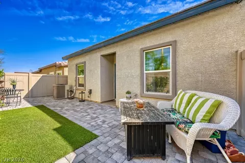4352 Meadow Glade Ave, North Las Vegas, NV 89084