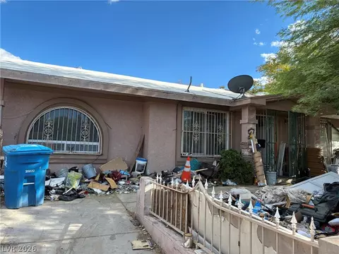 2744 Searles Ave, Las Vegas, NV 89101