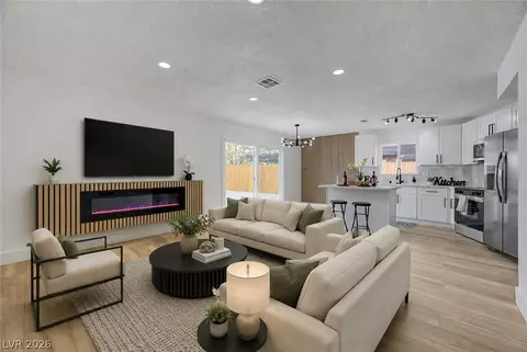 2253 La Puente St, Las Vegas, NV 89115