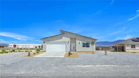 480 Arapahoe St, Pahrump, NV 89048