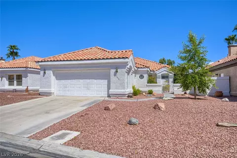 7848 Ben Hogan Dr, Las Vegas, NV 89149