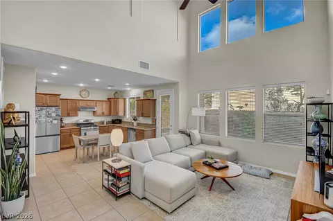 1858 Morro Vista Dr, Las Vegas, NV 89135