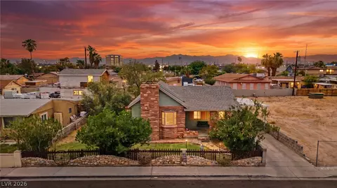 2313 Mccarran St, North Las Vegas, NV 89030