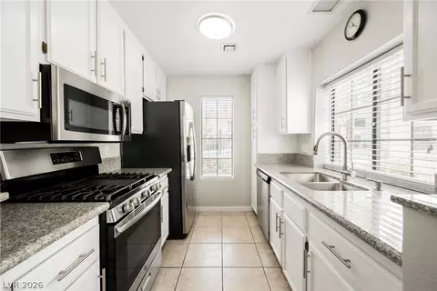 4836 Nara Vista Way #104, Las Vegas, NV 89103