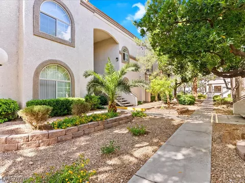 3125 N Buffalo Dr #2092, Las Vegas, NV 89128