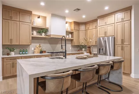 10248 Andante Ct, Las Vegas, NV 89135