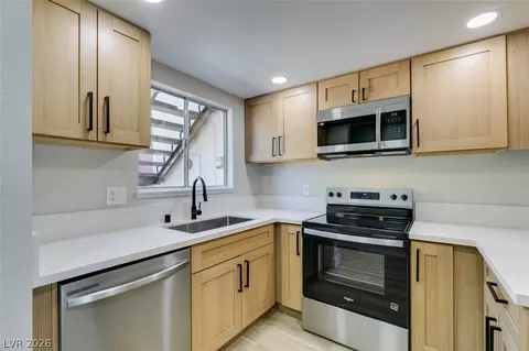 2333 Cardiff Ln #C, Las Vegas, NV 89108