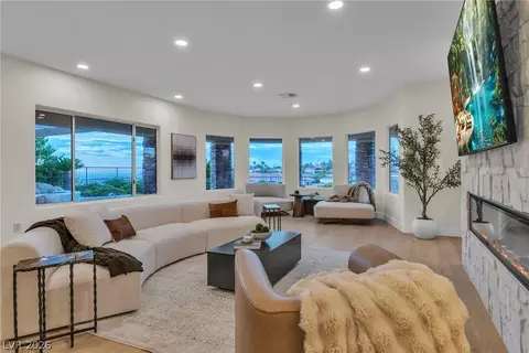 2734 Cherrydale Falls Dr, Henderson, NV 89052