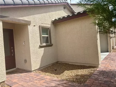 2780 Predator Pl, Las Vegas, NV 89156