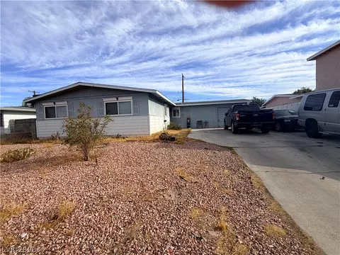 5801 Harmony Ave, Las Vegas, NV 89107