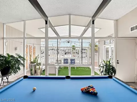 5128 Champions Ave, Las Vegas, NV 89142