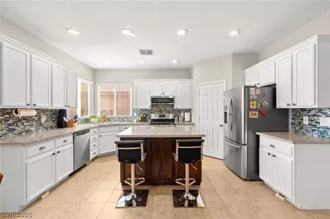 6172 Whitelion Walk St, Las Vegas, NV 89148