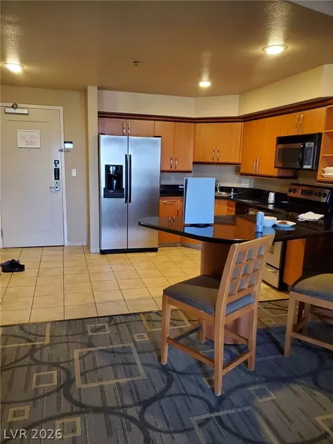 211 E Flamingo Rd #412, Las Vegas, NV 89169