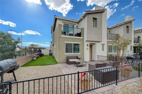 6804 Satin Silver Ct, North Las Vegas, NV 89086