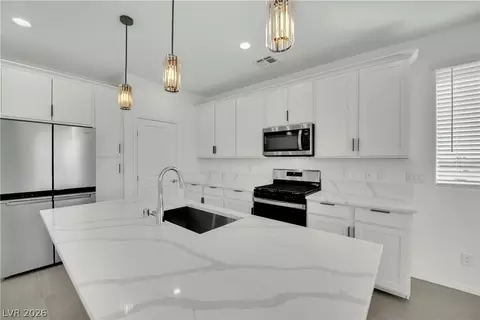 7805 Bethel Height Ln, Las Vegas, NV 89113