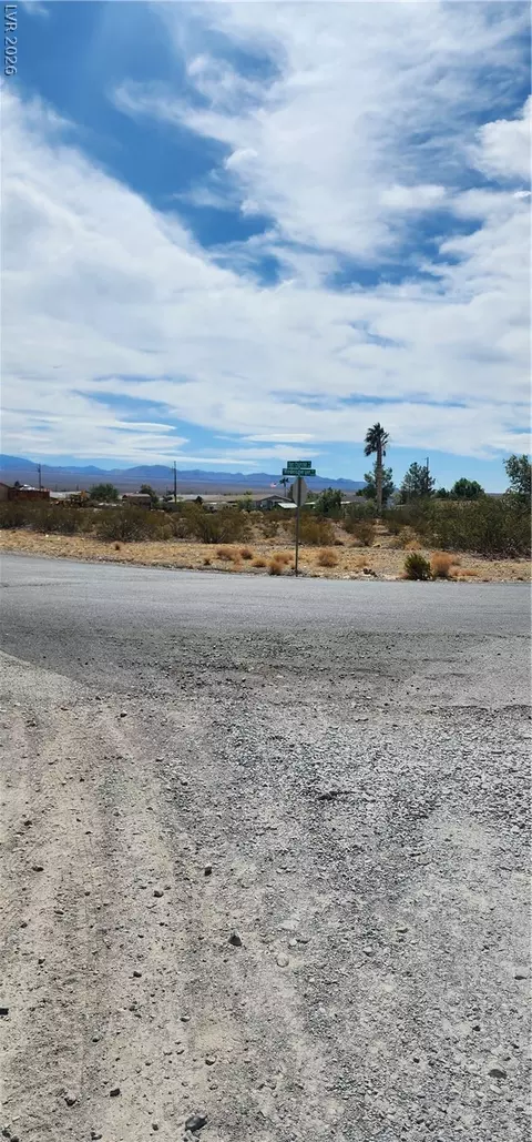 521581 E Train Way, Pahrump, NV 89060