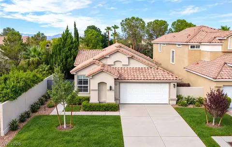 9360 Pitching Wedge Dr, Las Vegas, NV 89134