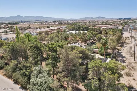 55 Siddall Ave, Las Vegas, NV 89183